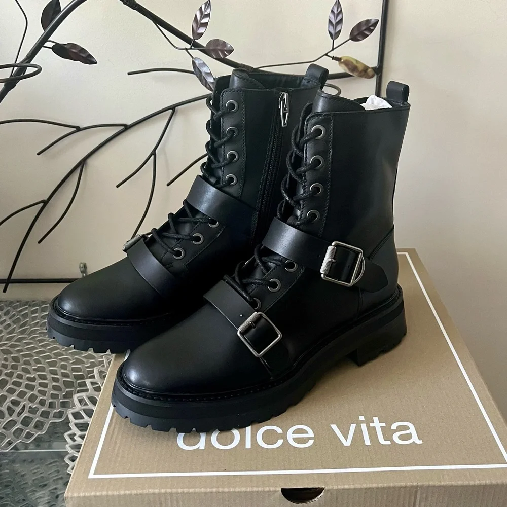 Dolce Vita Ronson Black Leather Lug Sole Lace Up Booties w Buckles Size 7.5 NIB